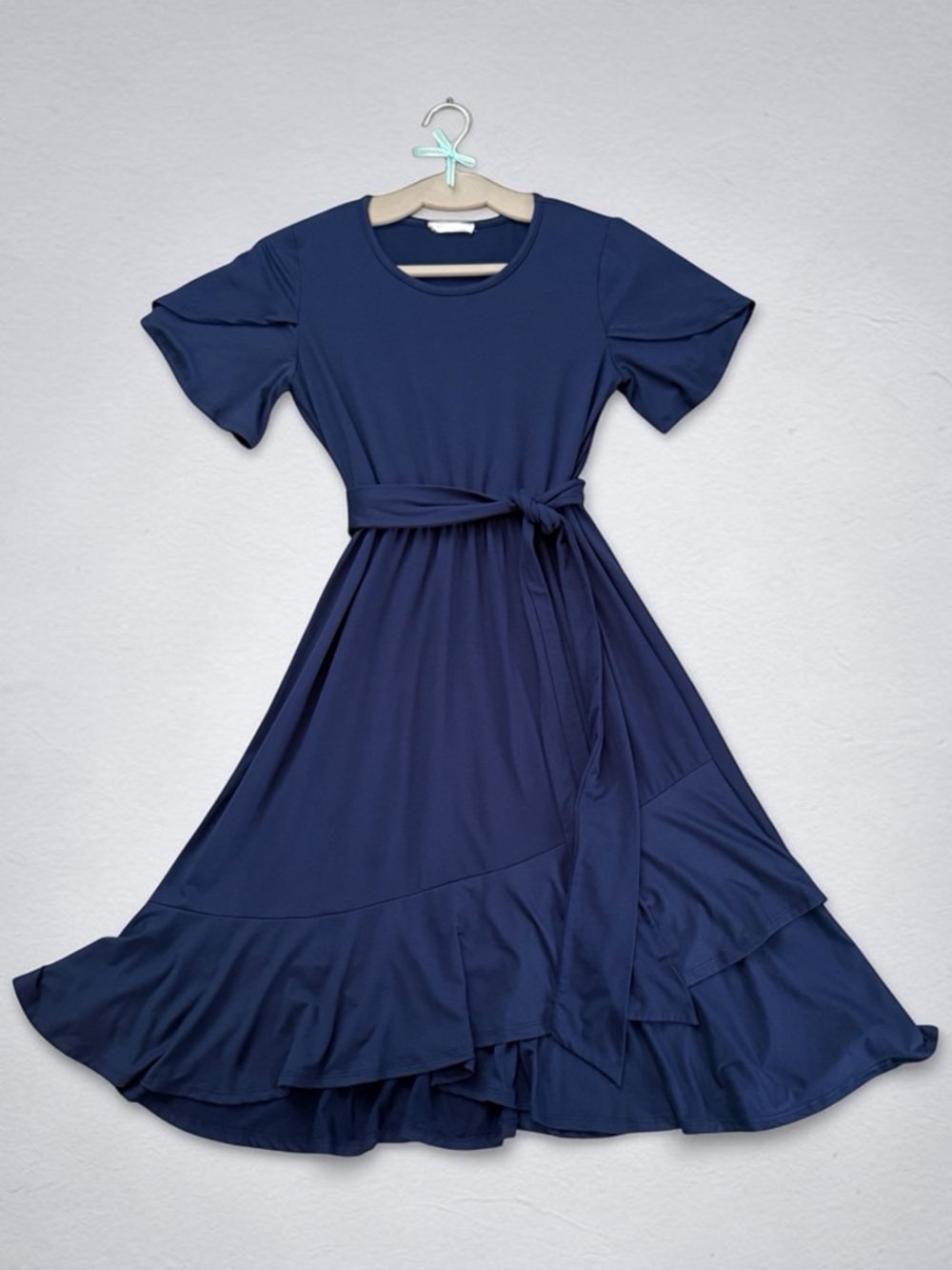 Women’s Tie-Waist Maternity Dress